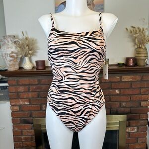 Chic Zebra Print One Piece Swimsuit